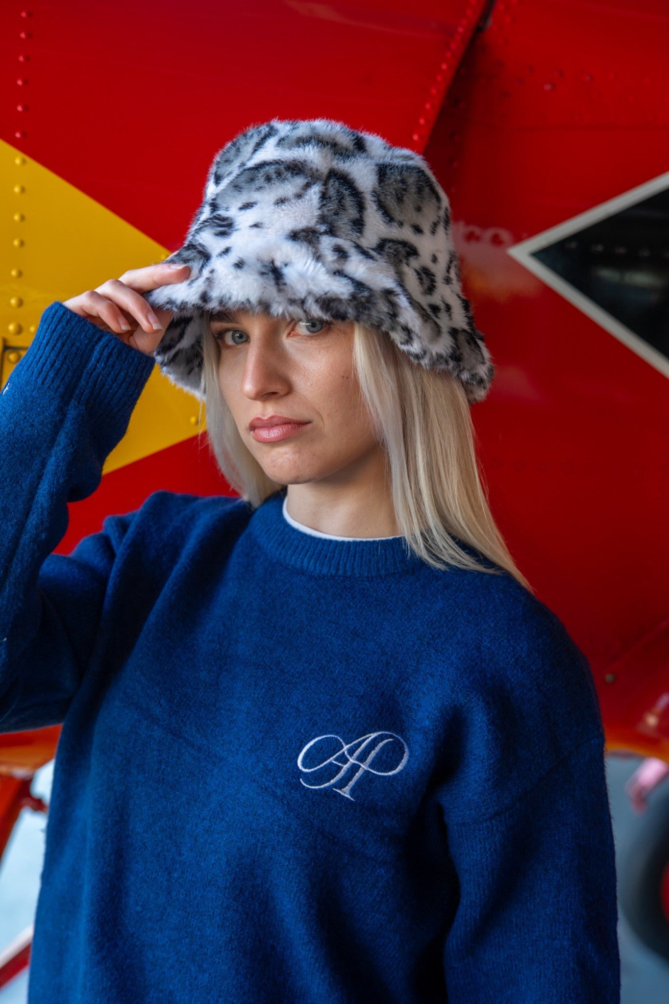 Panther Bucket Hat – White